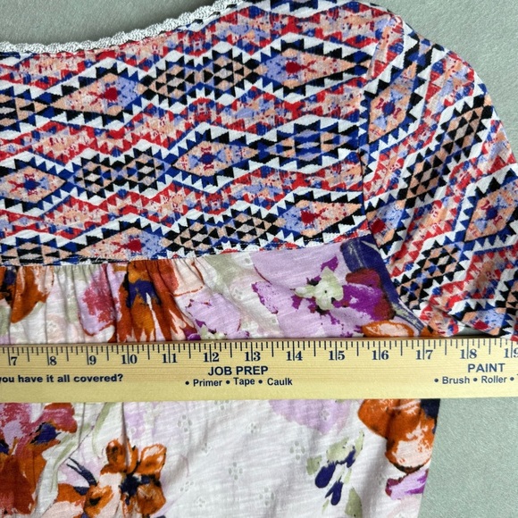 Anthropologie Akemi + Kin Top Women's Size XS Floral Print Raglan Lace Trim Boho - Picture 2 of 11